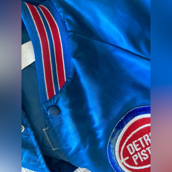 Vintage Detroit Pistons Jacket - Picture 5 of 8